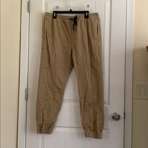 Men’s joggers size large